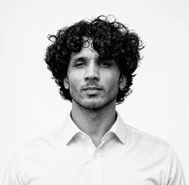 Shivam Tiwari, Founder & Lead Engineer at iSyntaxo Software Development Studio